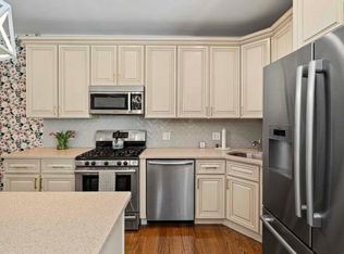 37 Coffey St UNIT 2, Dorchester, MA 02122