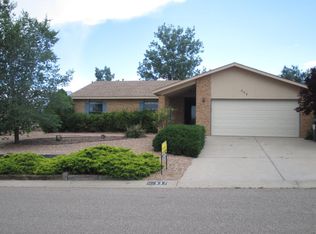 537 Longwood Loop NE, Rio Rancho, NM 87124