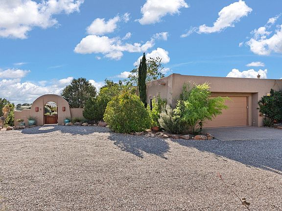 5th image of 4 Camino Vista Hermosa