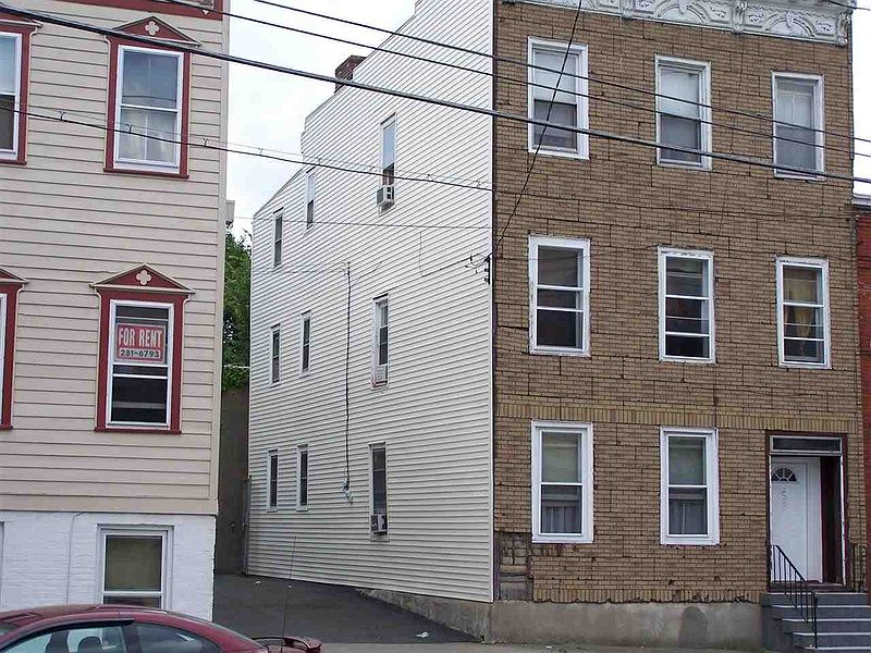 4th image of 54-62 DELAWARE Avenue