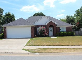 3524 Hazelwood Dr, Benton, AR 72015