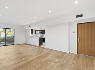 843 N Fuller Avenue, Los Angeles, CA 90046