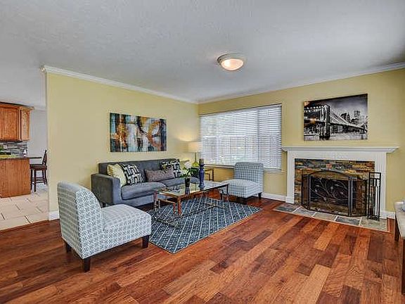 4th image of 308 Vineyard Dr