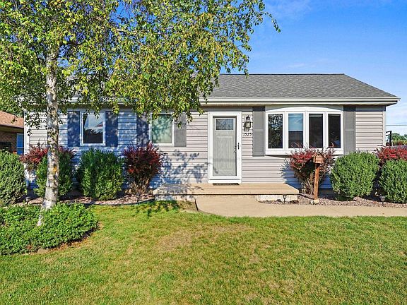 3rd image of 1525 S 25th STREET