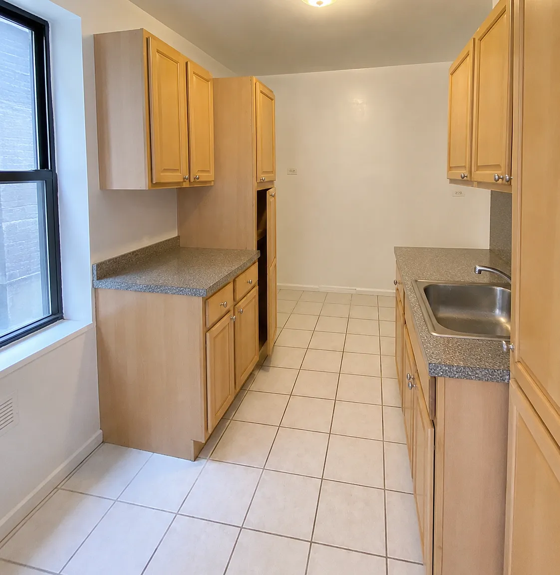 1350 Ocean Parkway — Photo 4