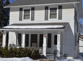 2632 Chamberlain Ave, Madison, WI 53705