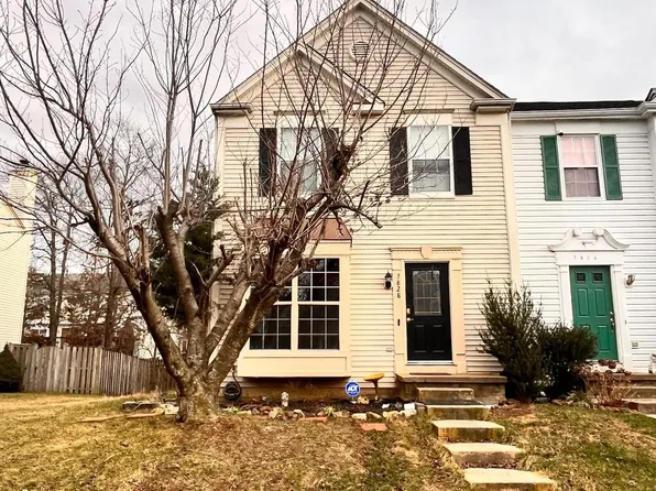 7828 Rebel Walk Dr, Manassas, VA 20109