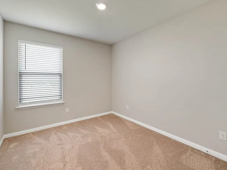 19300 Andrew Jackson St — Photo 24