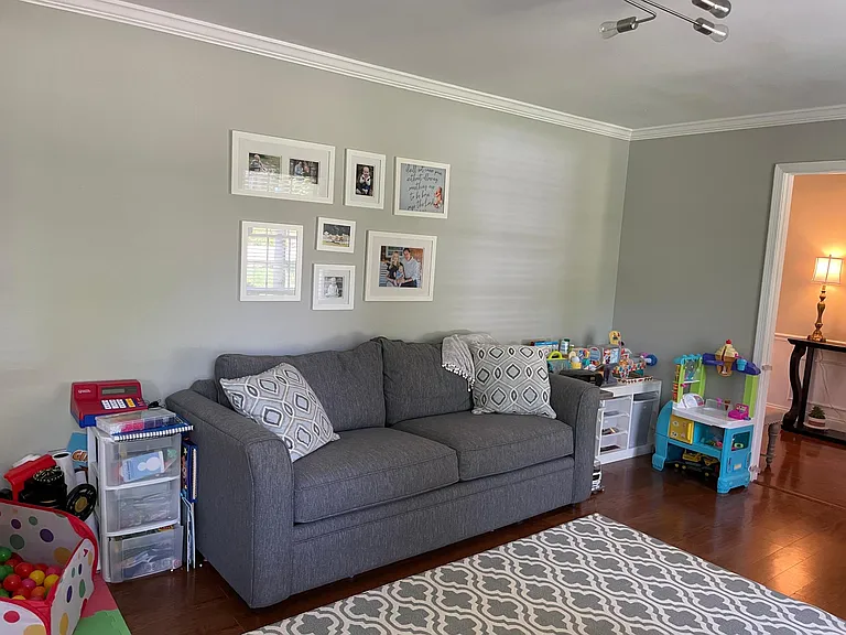 4050 Dresden Dr — Photo 15