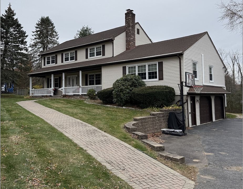 1st image of 311 Isinglass Road