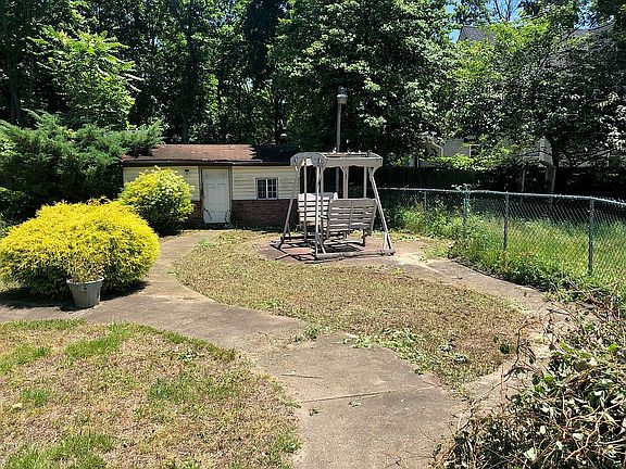 Rear Play House 2019