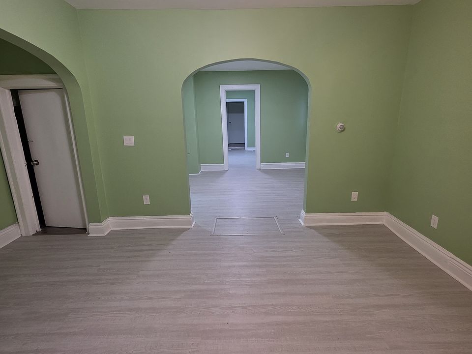 1st image of 155 Gorton St #1