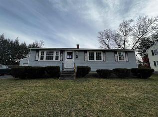 16 Upstone Dr, Nashua, NH 03063