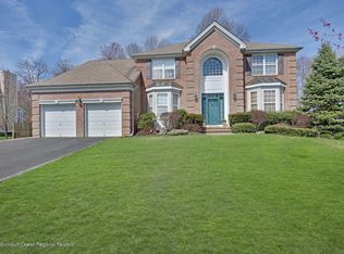 6 Victoria Cir, Jackson, NJ 08527