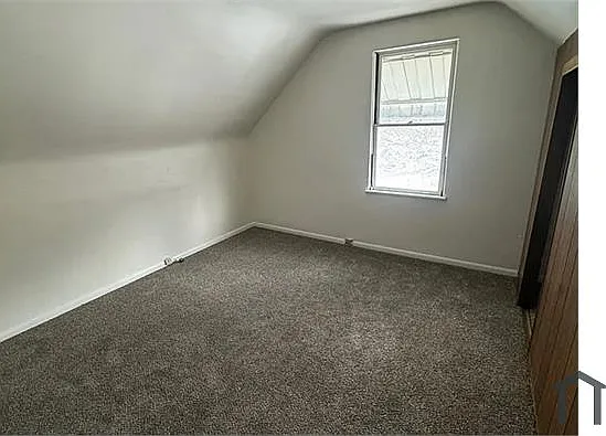 3 bed, $1,495 — Photo 2
