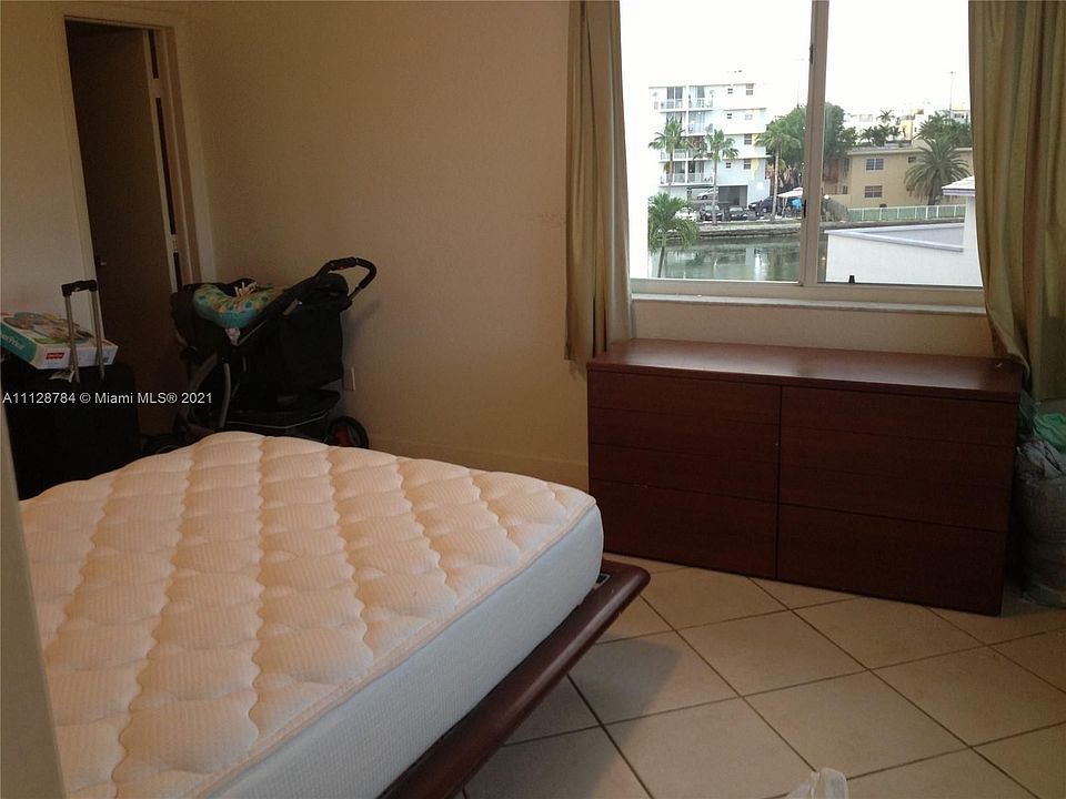 1st image of 1185 Marseille Dr APT 305
