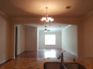 810 & 812 W Sycamore St, Denton, TX 76201