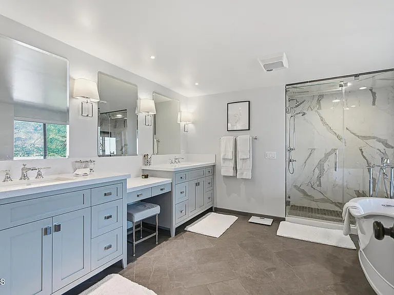 290 Saint Katherine La Canada — Photo 30