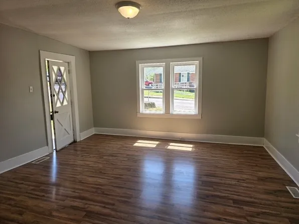 419 High St, Clarksville, TN 37040
