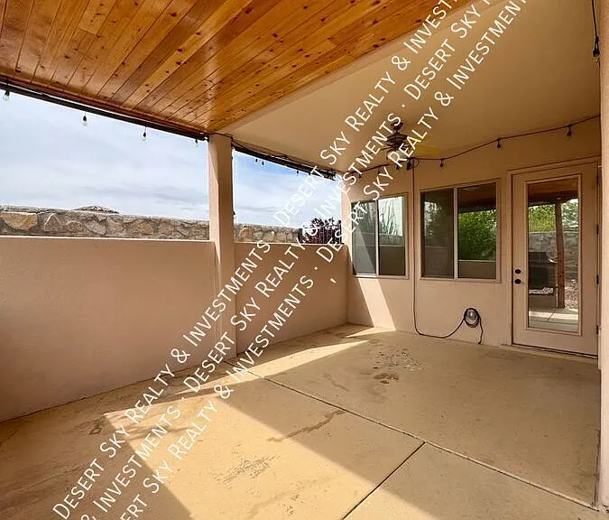 4328 Calle Amarilla — Photo 30