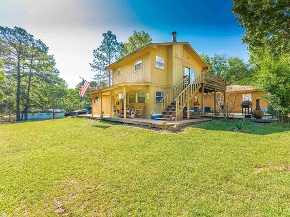185 Quida St N, Brookeland, TX 75931
