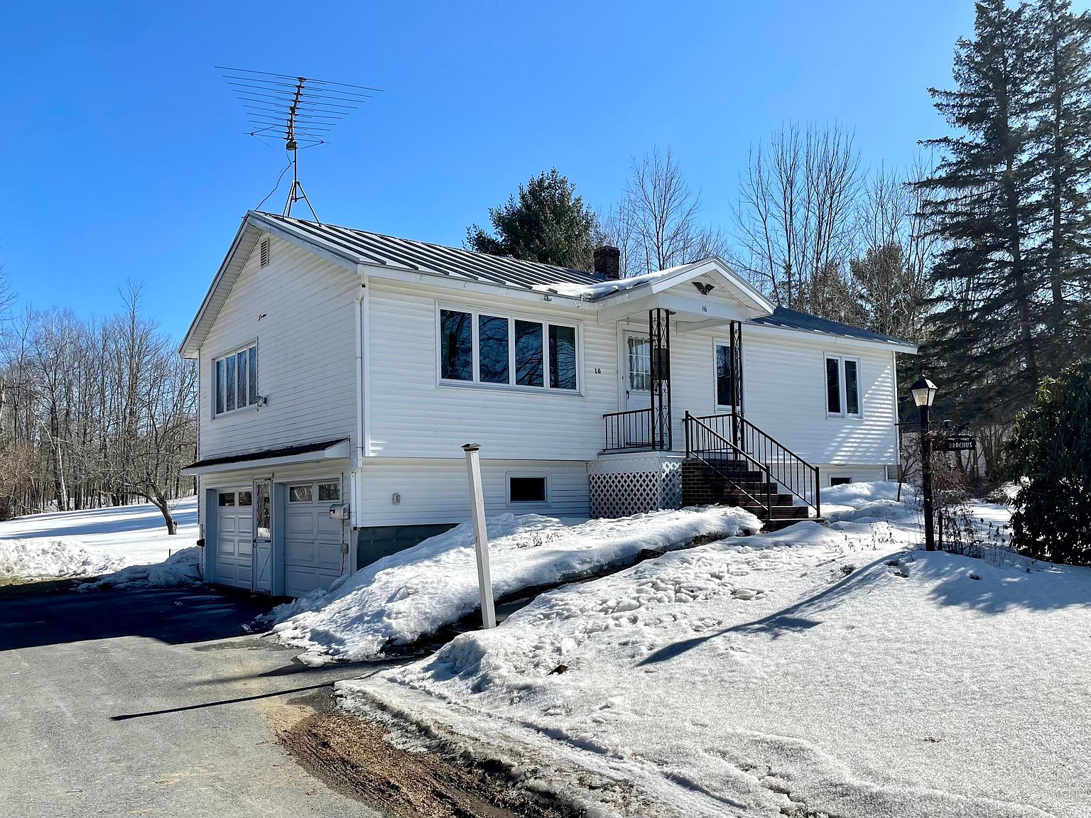 16 Cushman Rd, Winslow, ME 04901 Zillow