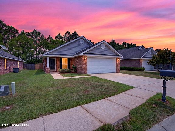 4th image of 3908 Timber Lake Dr