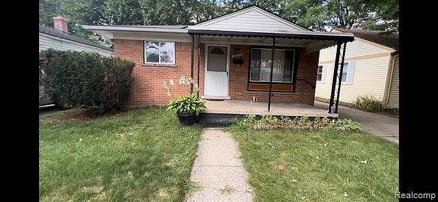 1st image of 28269 Townley Ave