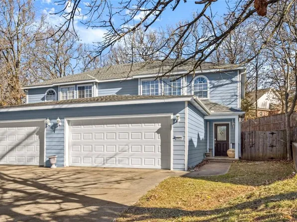 2956 & 2958 E Sterling Ct, Fayetteville, AR 72703