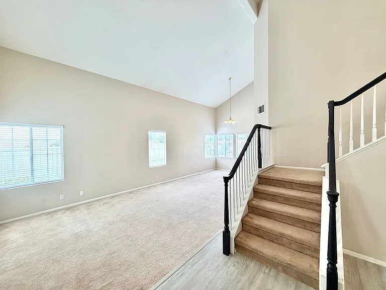 28291 Tierra Vista Rd — Photo 5