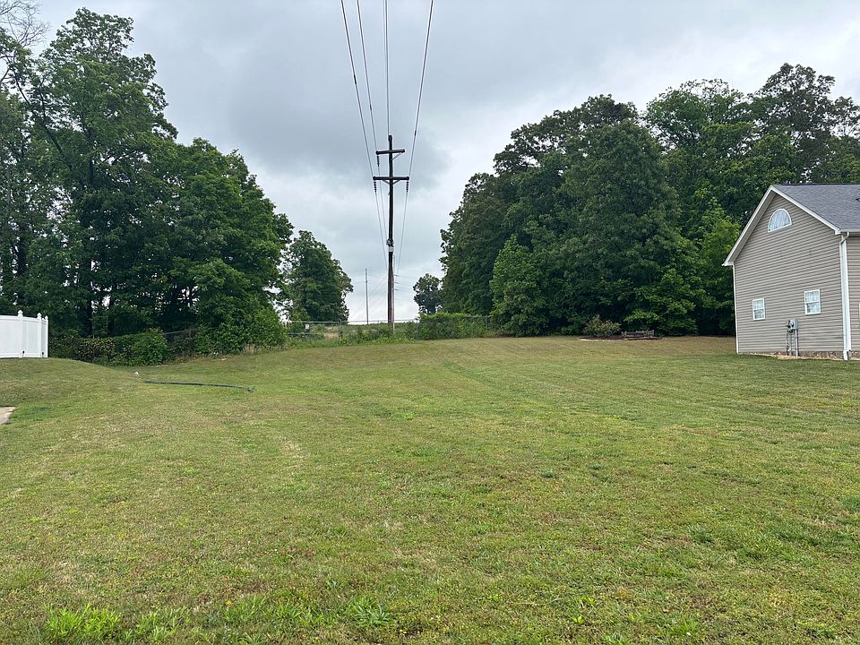 1st image of 0 Woodland Cove Dr