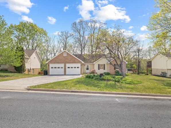 1707 Park Lawn Dr, Harrisonburg, VA 22801