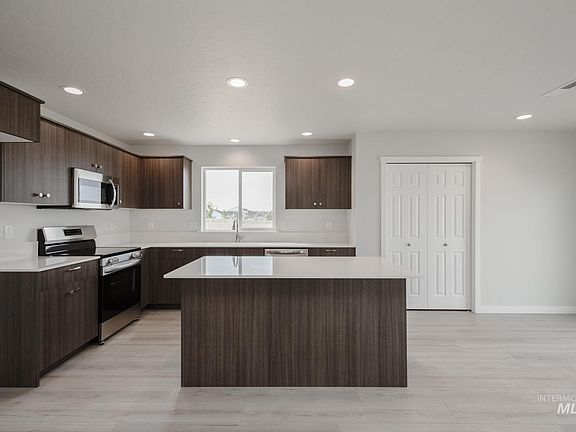 5th image of 3117 N Arroyo Vista Way