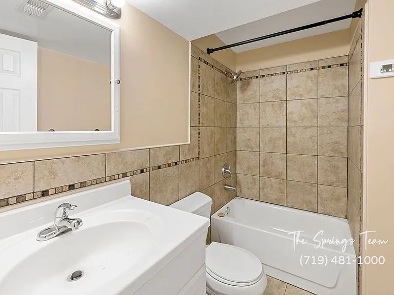 5833 Bow River Dr — Photo 33