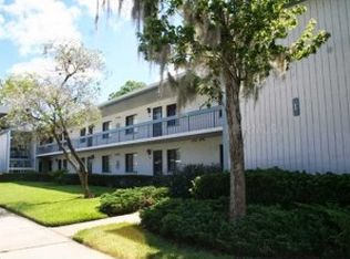 106 Martha Ln, Oldsmar, FL 34677