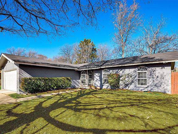 3rd image of 1801 Wickersham Dr