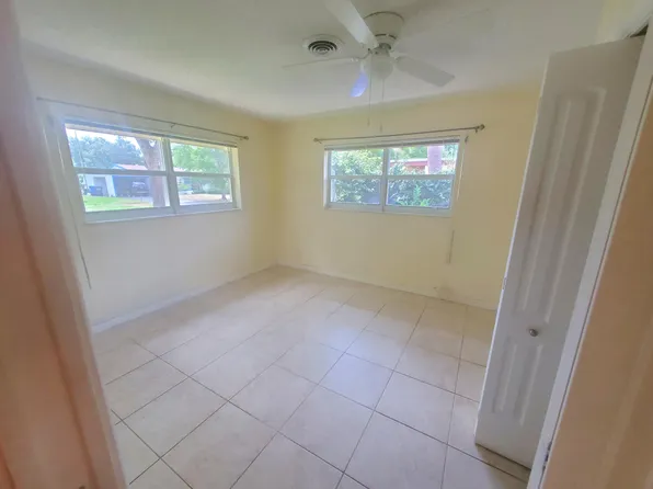 300 S 57th Avenue, Hollywood, FL 33023