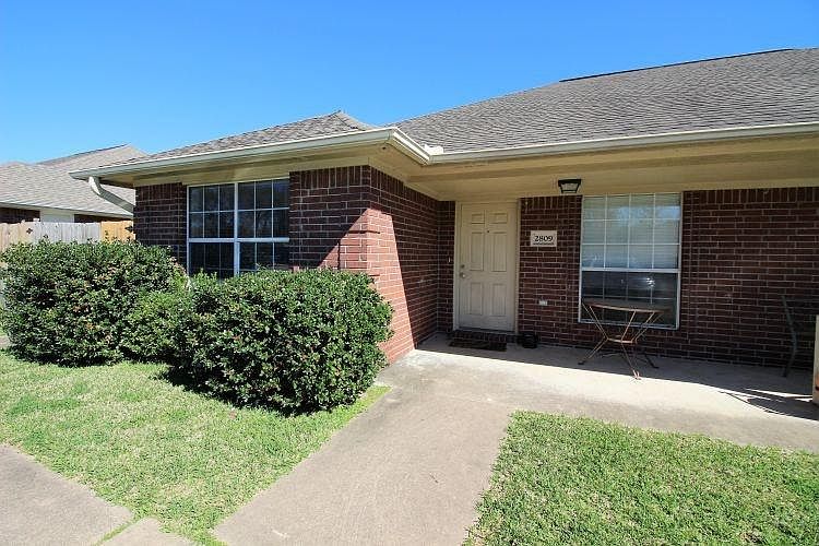1st image of 2809 Hard Rock Cir