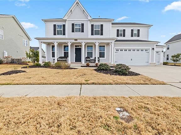 2nd image of 1892 Bancroft Rd