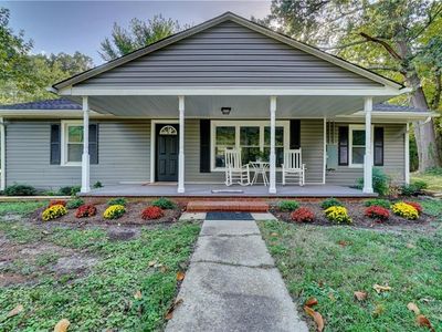 1013 Dare Rd, Yorktown, VA, 23692