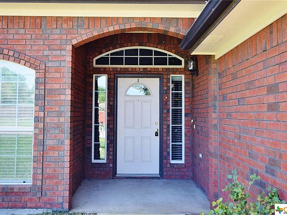 2nd image of 329 Canoe Dr