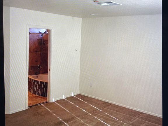 3rd image of 21815 N 40th Pl