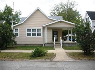 227 N 10th St, Elwood, IN 46036
