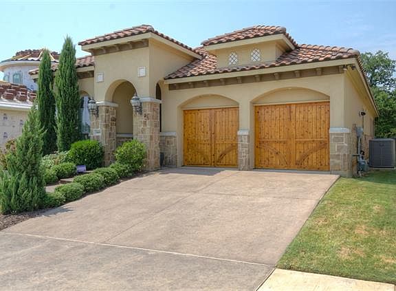 2nd image of 3440 Tuscan Hills Cir