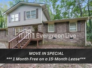 1377 Denfield Ct, Lithonia, GA 30058