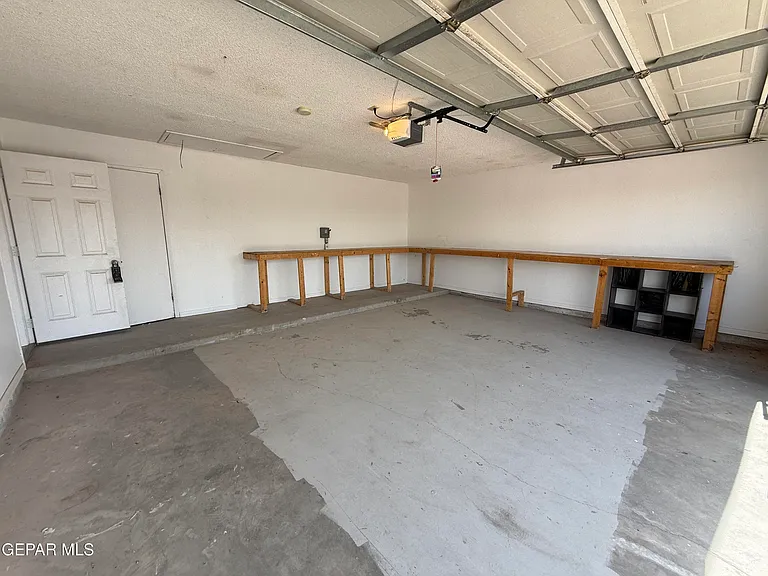 7113 El Cajon Dr — Photo 27