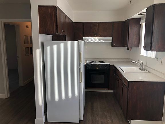 4th image of 1510 28th St APT 15