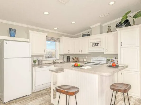 29141 Us Highway 19 N Lot 147, Clearwater, FL 33761