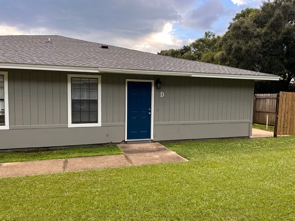 4740 Bellview Ave #D, Pensacola, FL 32526