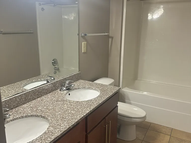 1735 Lake Ave #205 — Photo 16